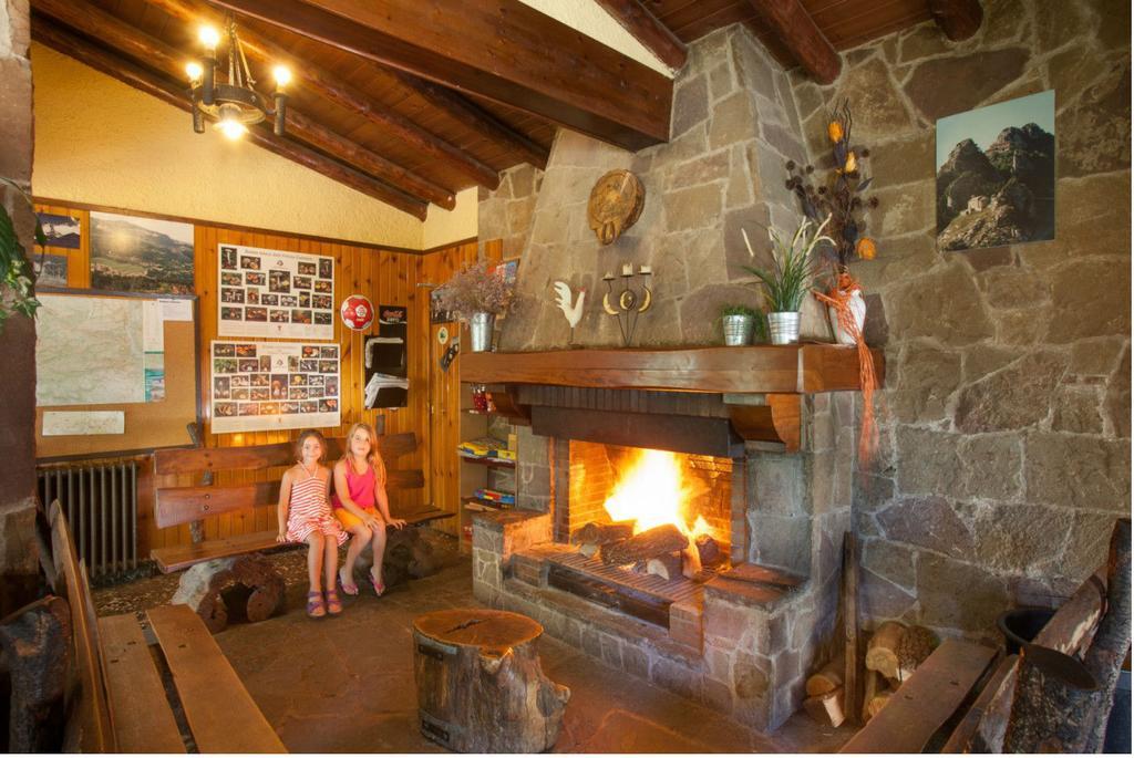 Camping Fontfreda Castellar del Riu Exterior photo