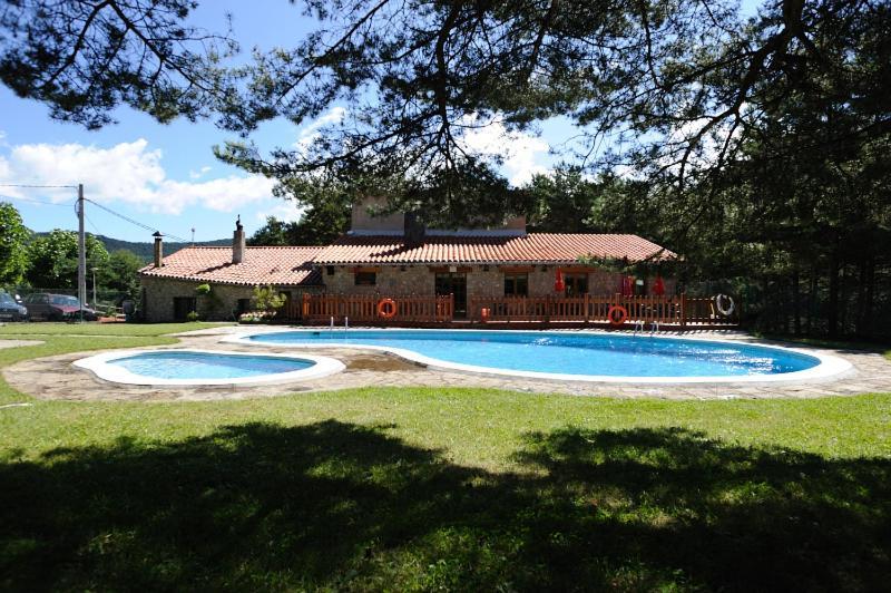 Camping Fontfreda Castellar del Riu Exterior photo